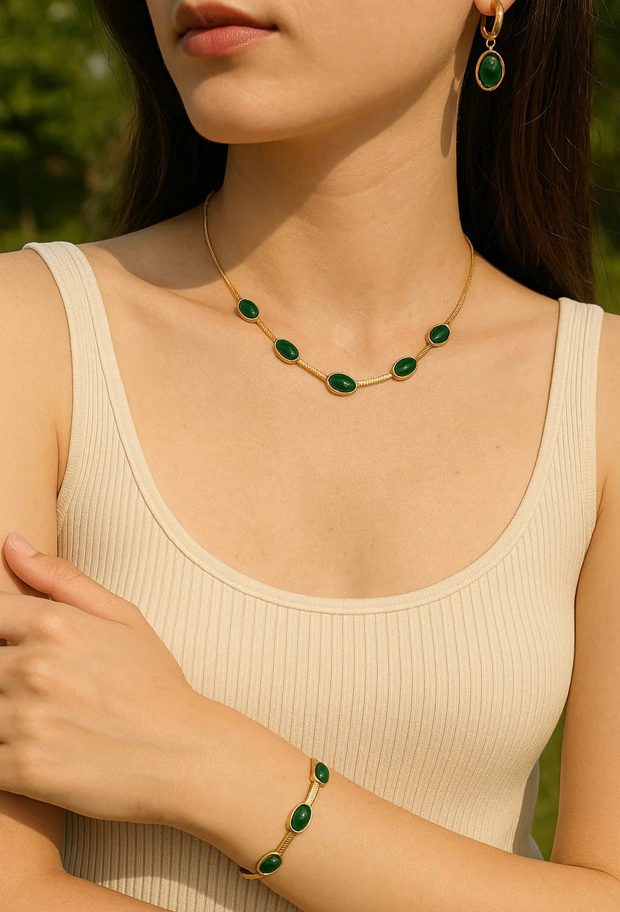 Green Crystal Necklace Set✨💚