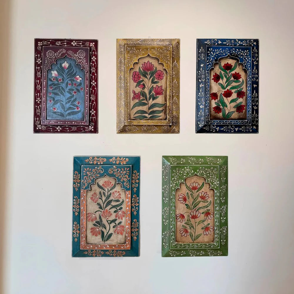 Set of 5 Wall Frames